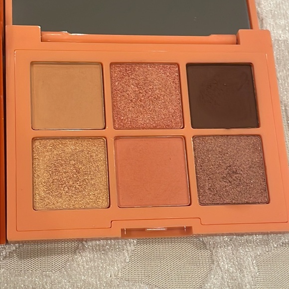 Essence Makeup Essence Eyeshadow Palette Bundle Poshmark